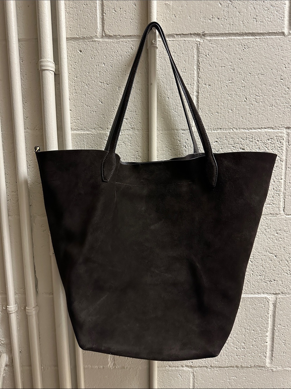 Madewell Oversize Suede Shopper Tote - Picture 5 of 8